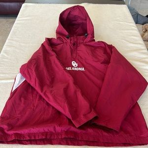 Red Oak Sportswear‎ Oklahoma Hooded Windbreak Jacket. Size L (A) (B1)